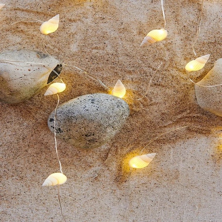 LED dekorace, světelný řetěz, mořské mušle