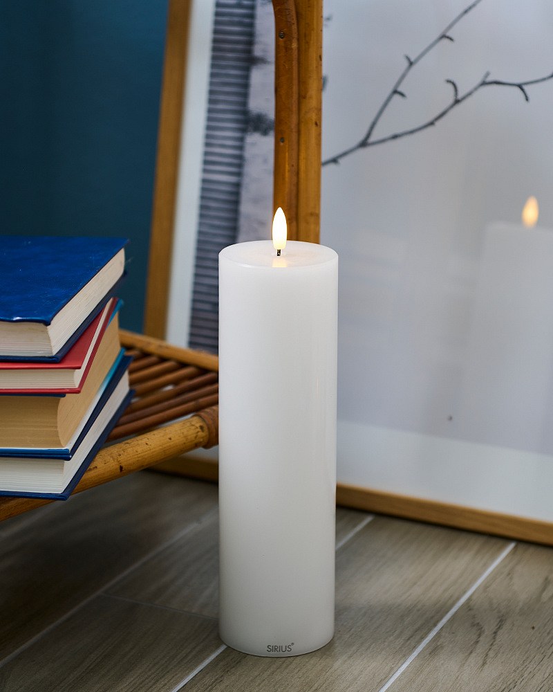 Sille wiederaufladbare LED-Kerze, weiß, 7,5 x 25 cm