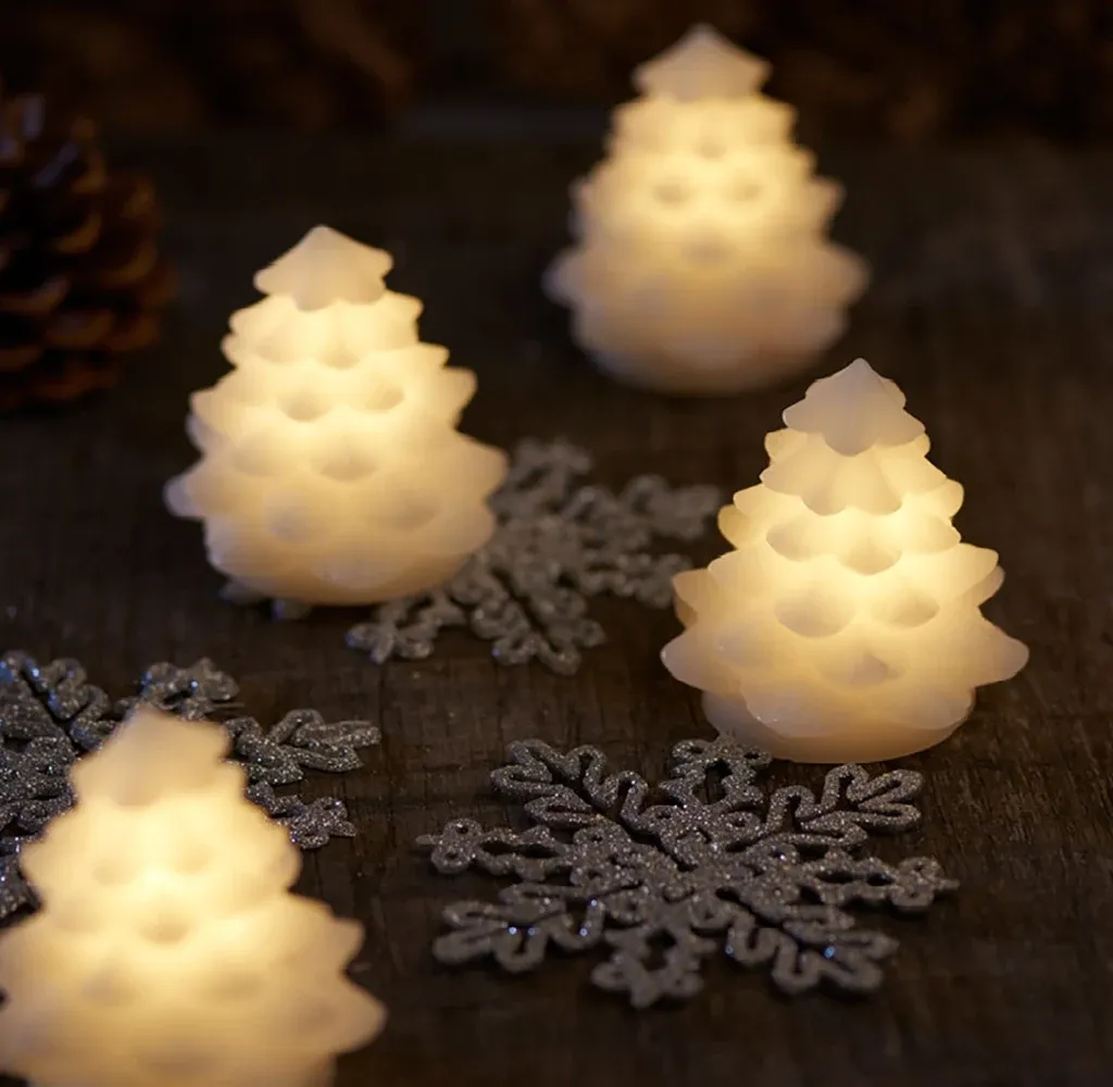 Heruntergeladene LED-Kerze aus echtem Wachs, 4er-Set, weiß, 7 cm