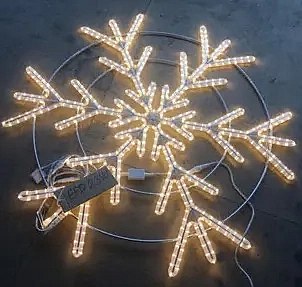 2D LED-Fluter XXXIV, 3 Ausgänge, hängend, Ø 130 cm, warmweiß, Aluminium