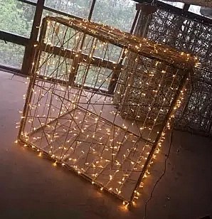 3D-LED-Lichtgeschenk mit Schleife, 130 × 120 cm, warmweiß, Aluminium