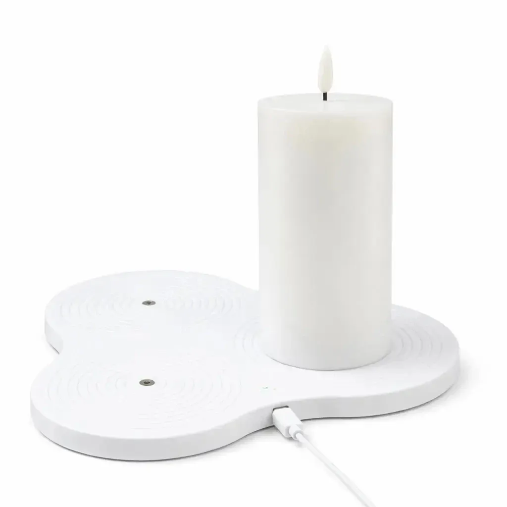 Ladestation für 3 wiederaufladbare LED-Kerzen, weiß