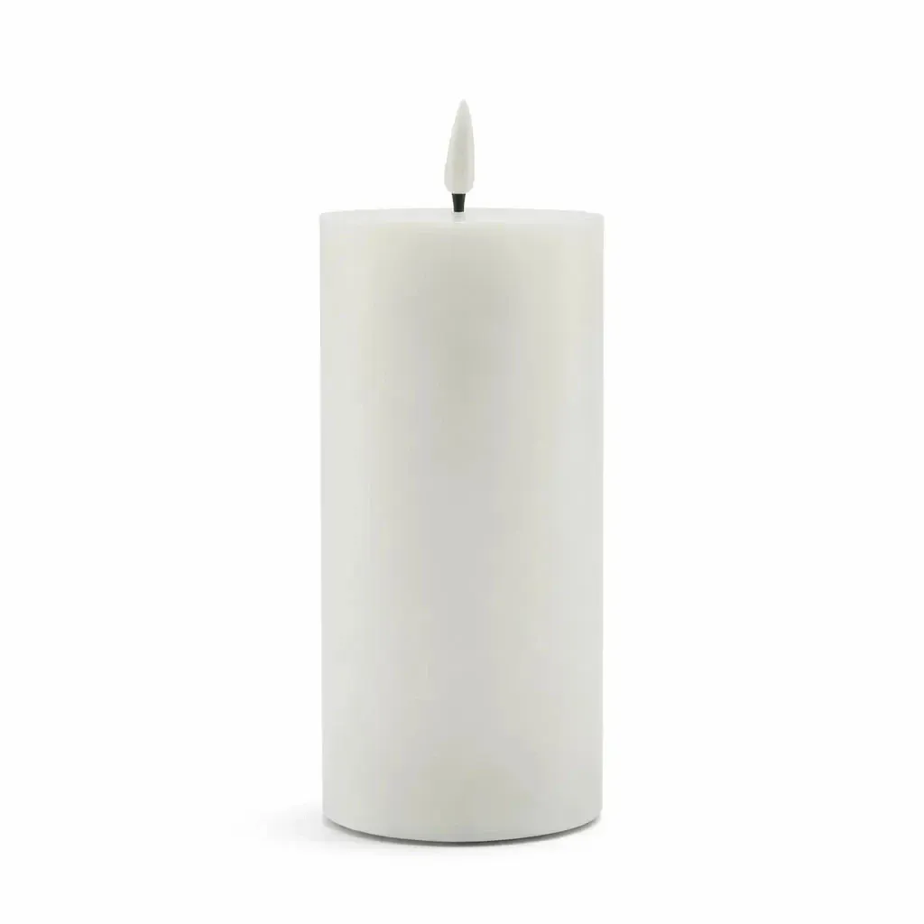 LED-Kerze aus echtem Wachs, batteriebetrieben, Ø 7,5 × 12,5 cm, weiß, 2× AA