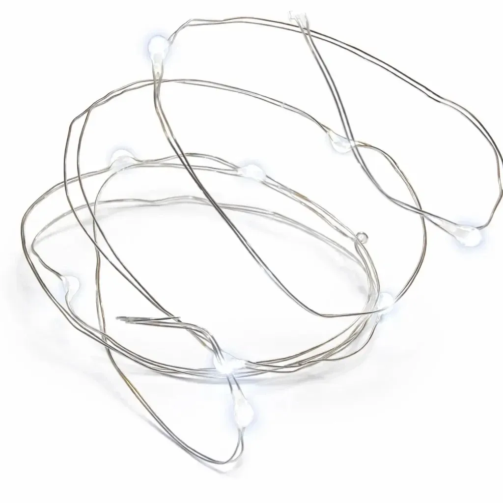 Batteriebetriebene LED-Lichterkette, Tropfenform, 5 m, eisweiß, 50 LEDs, Draht, IP20 für den Innenbereich, 3 × AA